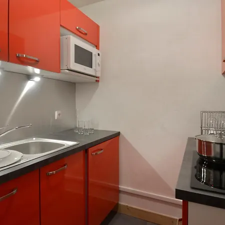 Apartment Renove Et Chaleureux Au Coeur De La Station Avec Balcon - Animaux Admis - Fr-1-181-1943 La Plagne-Tarentaise